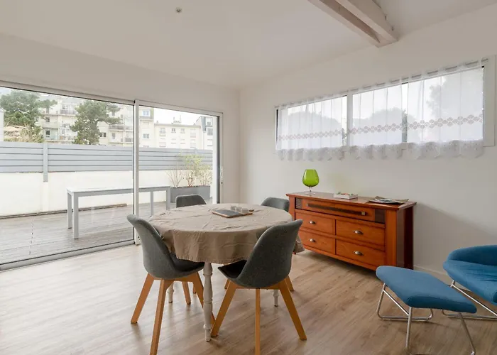 Hébergement de vacances Libellule - 700m Centre - Terrasse